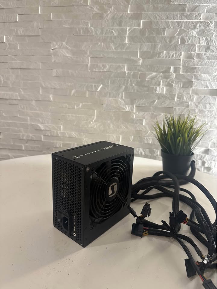 Quiet 80+ Certified Power Supply – Dual 8‑Pin GPU Connectors – Fully Functional